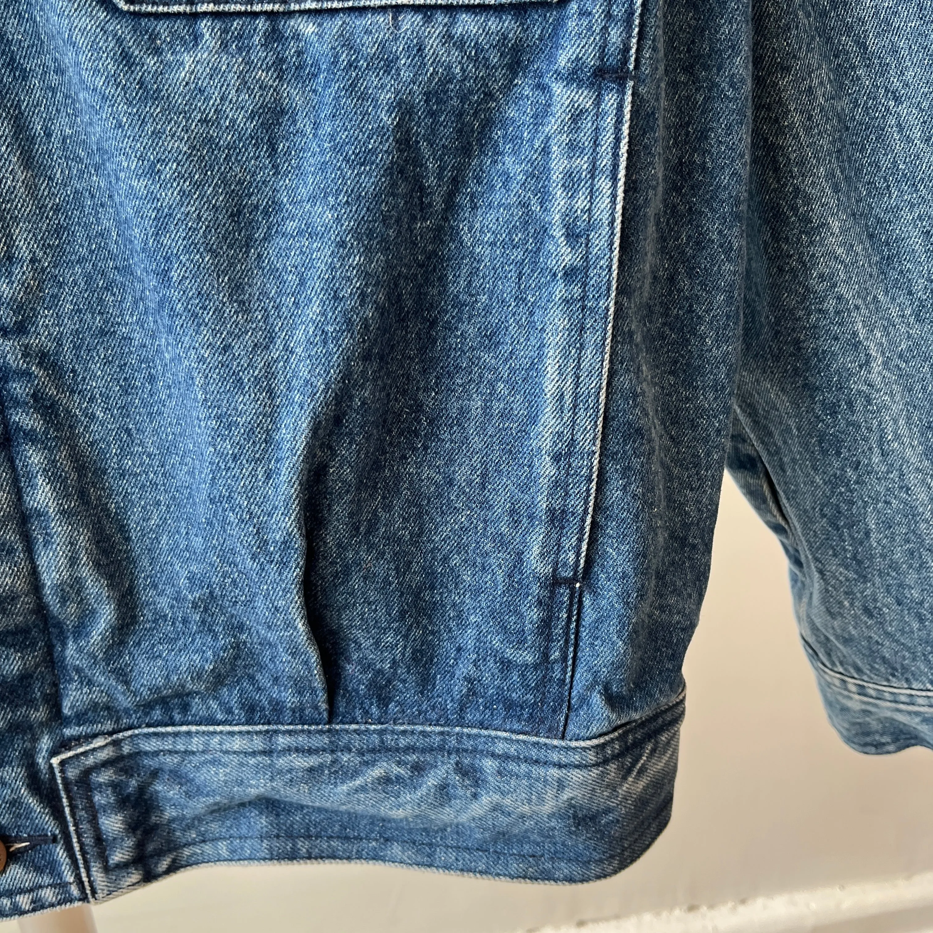 1990s Smith   Hawken Larger Pleated Denim Dad Jacket with Big Chest Pockets