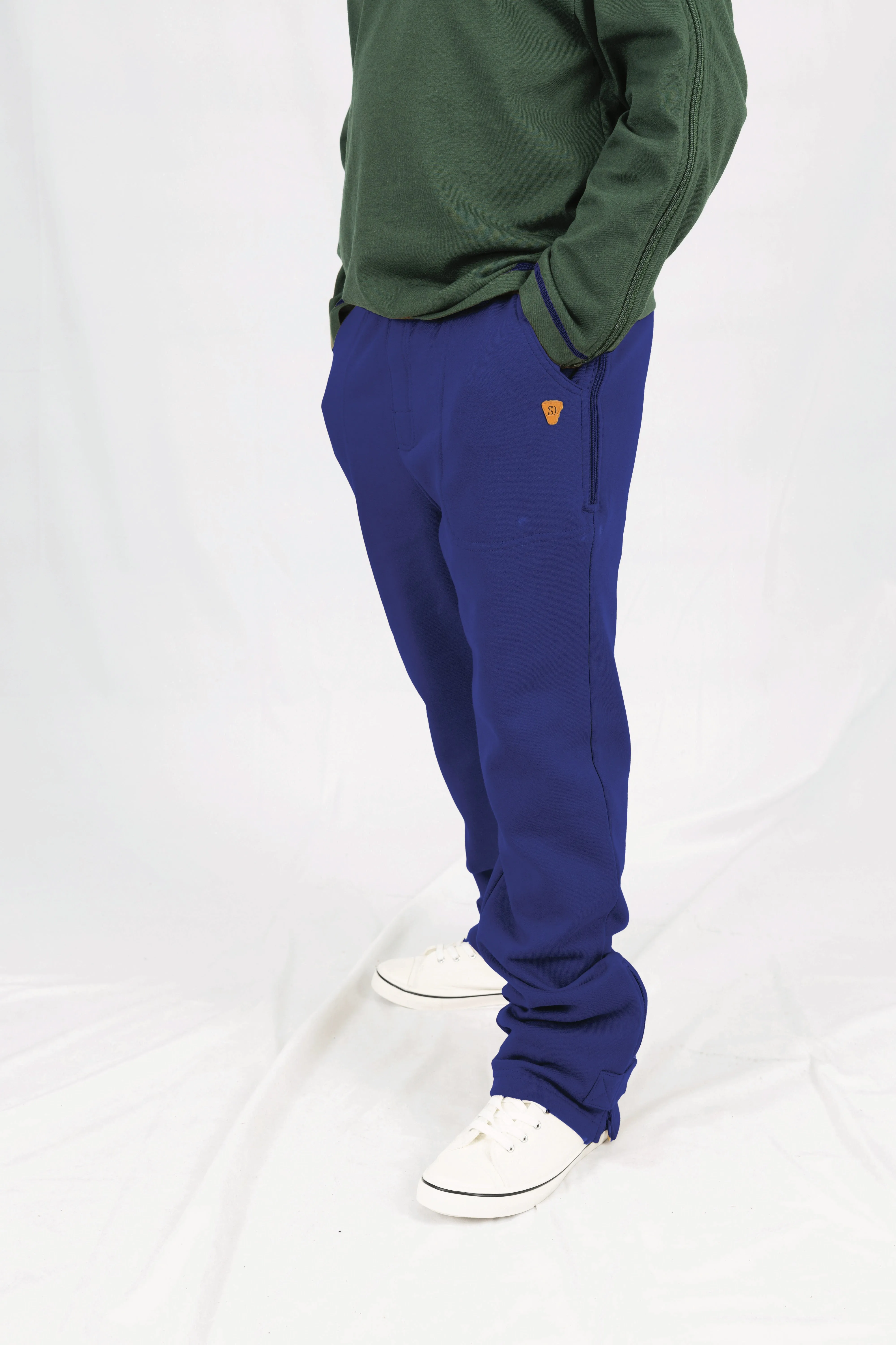 Adaptive Kids Sweatpants: Adjustable Elastic Waist, Zippered Sides for Easy Undressing