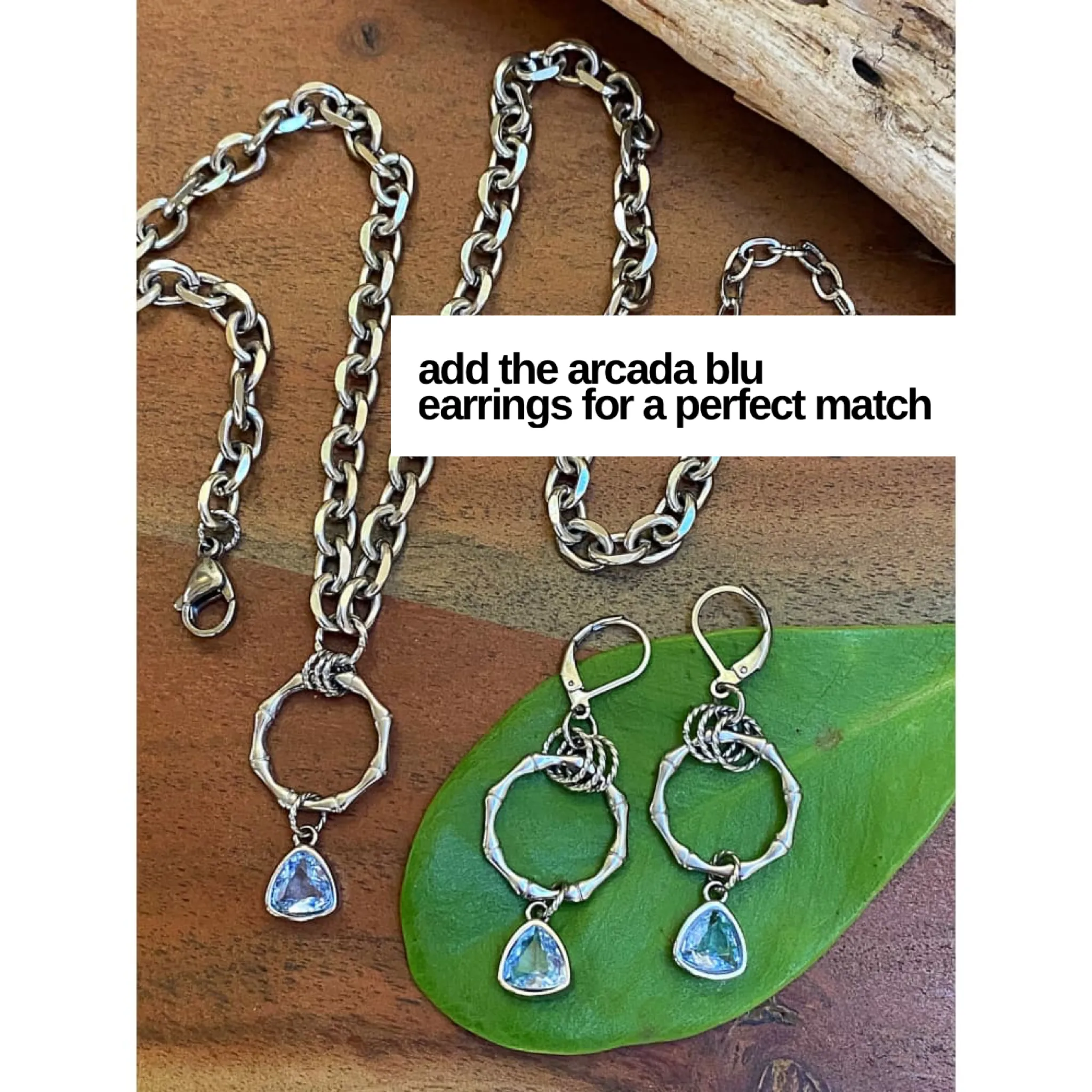 ARCADA BLU NECKLACE