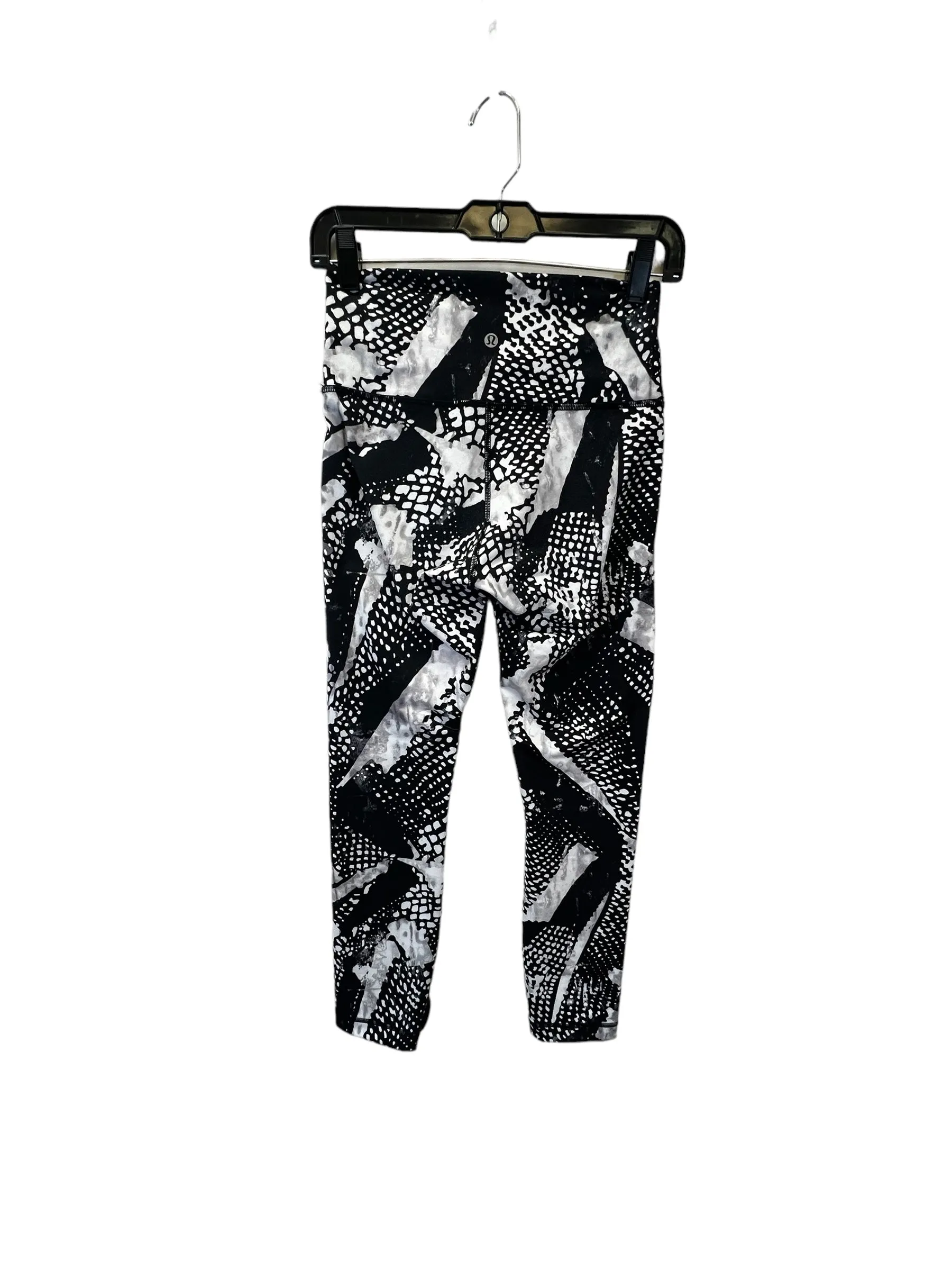 Black & White Athletic Leggings Lululemon, Size 6