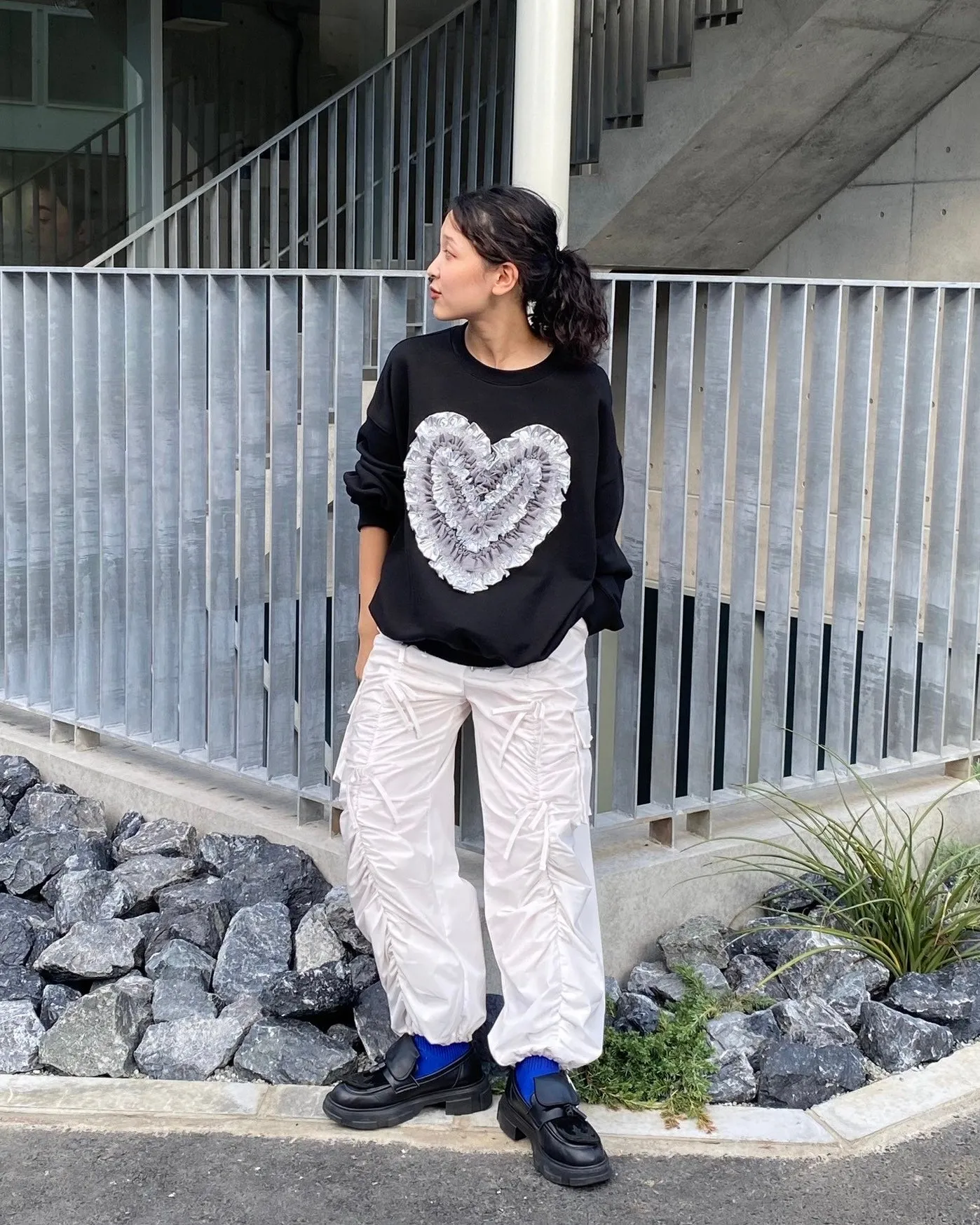 GATHER RIBBON CARGO PANTS (WHITE)