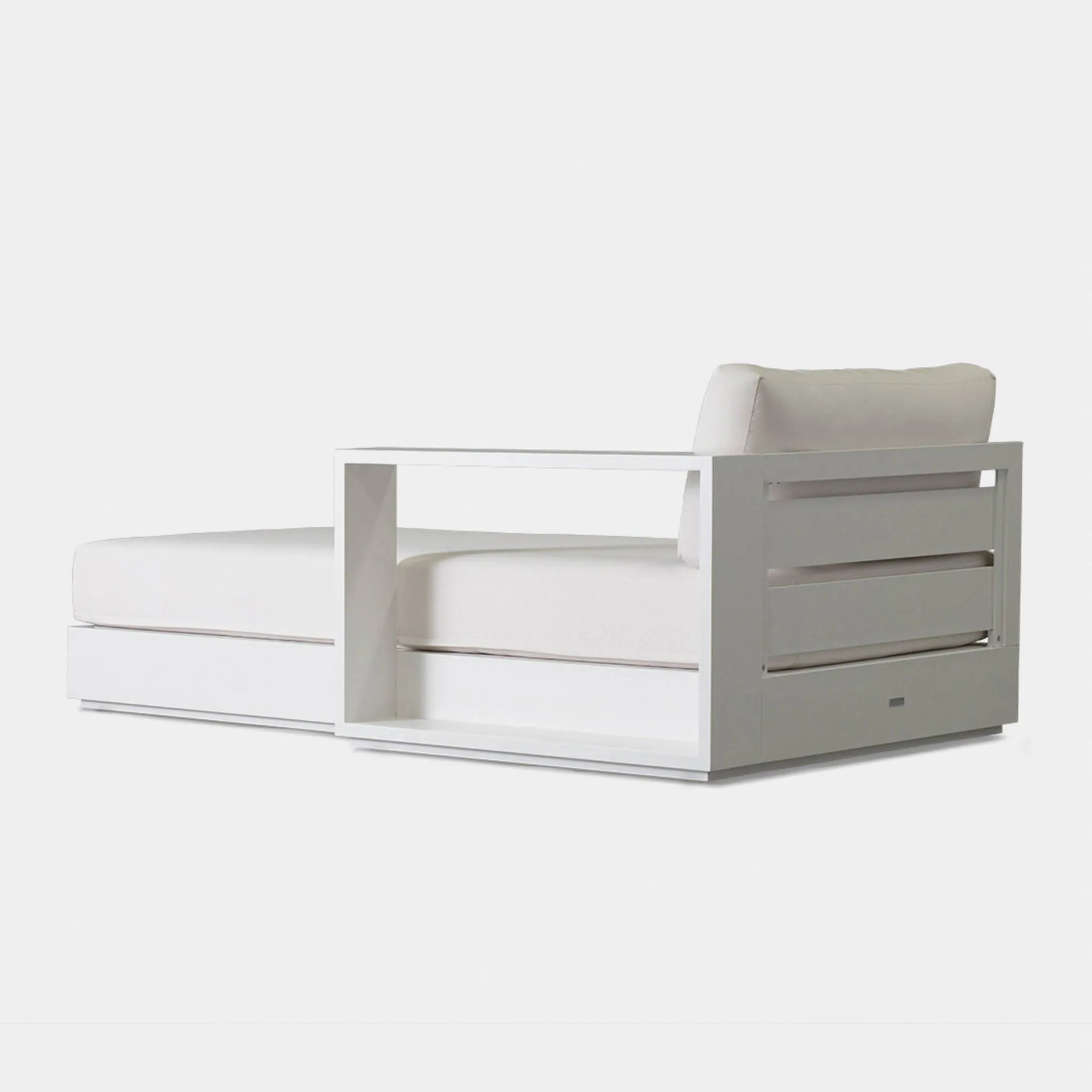Hayman Chaise Right