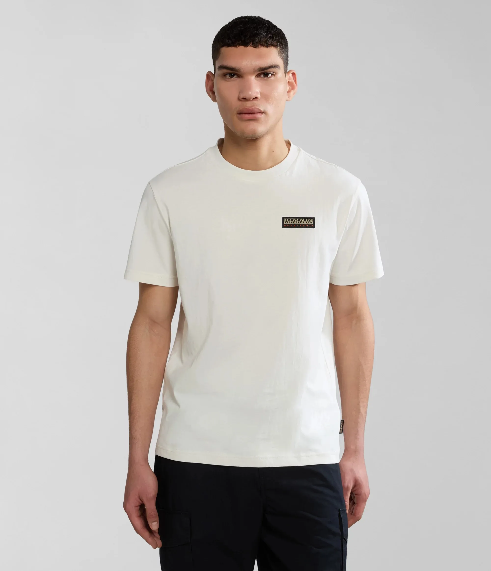 Napapijri Men&#x27;s Iaato Short Sleeve T-Shirt White Whisper | Buy Napapijri Men&#x27;s Iaato Short Sleeve T-Shirt White Whisper here | Outnorth
