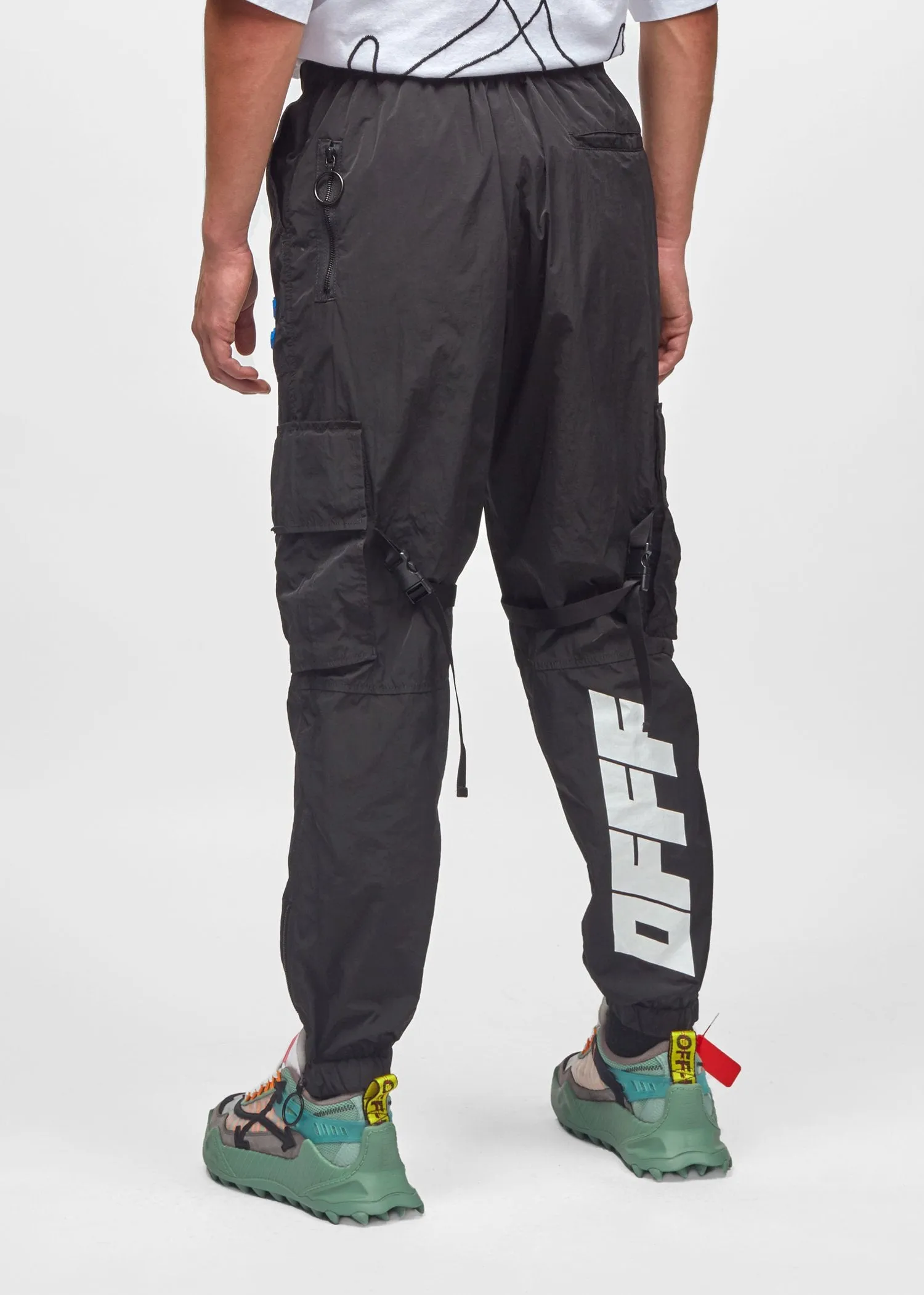 OFF-WHITE: PARACHUTE CARGO PANT [BLACK]